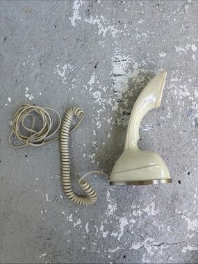 Mercer Vintage phone
